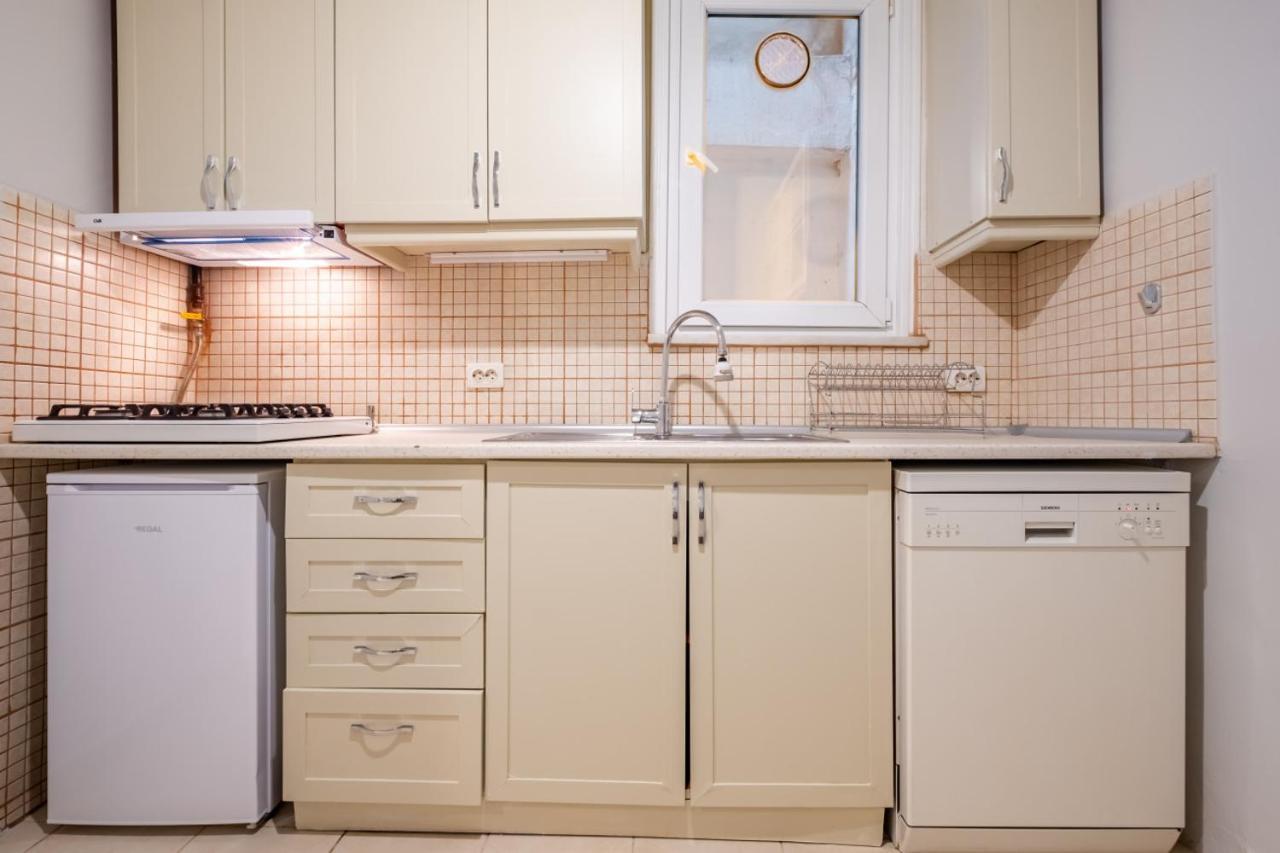 Fully Equipped Cozy Home In Kadikoy 이스탄불 외부 사진